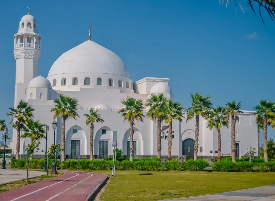 الجوازات السعودية تعلن حزمة خدمات إلكترونية ذكية جديدة عبر منصة أبشر